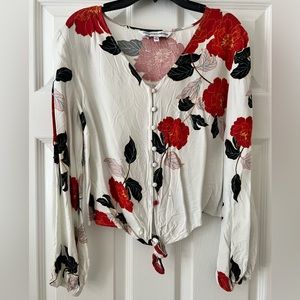 Cupcakes and Cashmere floral blouse